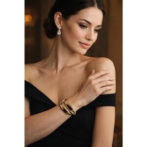 Elegant Gold Tone Modern Cuff Bracelet